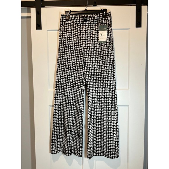 CAbi Style 3921 | Houndstooth Trouser | Size 4 | NWT - Picture 2 of 4